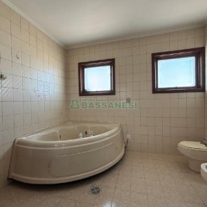 Apartamento com 225m², 3 dormitórios, 3 vagas, no bairro Rio Branco em Caxias do Sul para Comprar