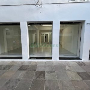Loja com 640m², no bairro Centro em Caxias do Sul para Alugar