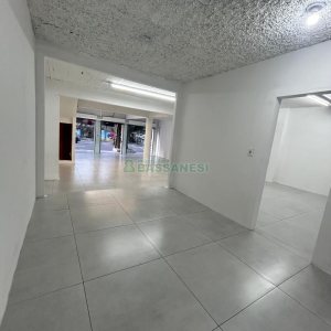 Loja com 640m², no bairro Centro em Caxias do Sul para Alugar