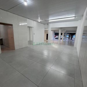 Loja com 640m², no bairro Centro em Caxias do Sul para Alugar