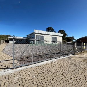 Pavilhão com 473m², no bairro Ana Rech em Caxias do Sul para Alugar