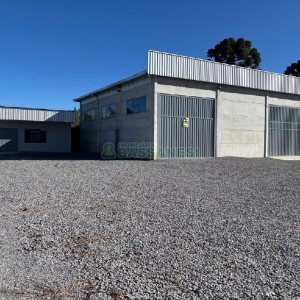 Pavilhão com 473m², no bairro Ana Rech em Caxias do Sul para Alugar