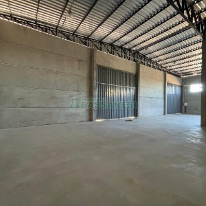 Pavilhão com 473m², no bairro Ana Rech em Caxias do Sul para Alugar