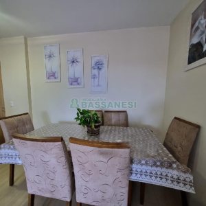 Apto Mobiliado com 72m², 2 dormitórios, 1 vaga, no bairro Vinhedos em Caxias do Sul para Alugar