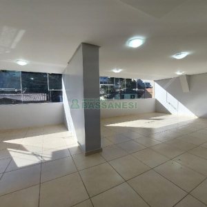 Sala com 85m², no bairro Desvio Rizzo em Caxias do Sul para Alugar