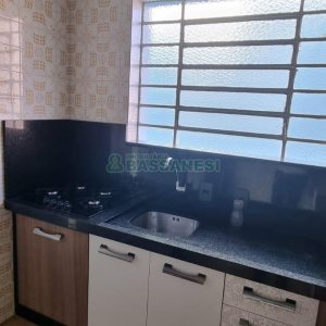 Apartamento com 60m², 2 dormitórios, no bairro São Pelegrino em Caxias do Sul para Comprar