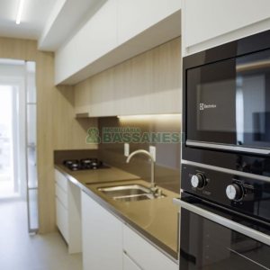 Apartamento com 110m², 3 dormitórios, 2 vagas, no bairro Petrópolis em Caxias do Sul para Comprar