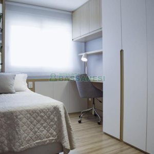 Apartamento com 110m², 3 dormitórios, 2 vagas, no bairro Petrópolis em Caxias do Sul para Comprar