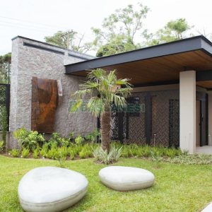 Apartamento com 110m², 3 dormitórios, 2 vagas, no bairro Petrópolis em Caxias do Sul para Comprar