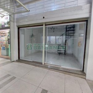 Loja com 37m², no bairro Centro em Caxias do Sul para Alugar