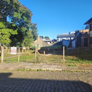 Casa com 588m², no bairro Sagrada Família em Caxias do Sul para Comprar
