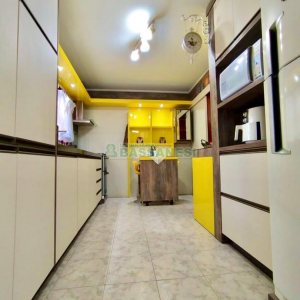 Apartamento com 120m², 3 dormitórios, 2 vagas, no bairro Pio X em Caxias do Sul para Comprar