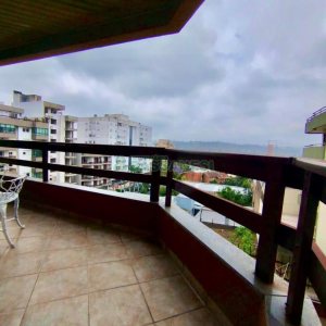 Apartamento com 120m², 3 dormitórios, 2 vagas, no bairro Pio X em Caxias do Sul para Comprar