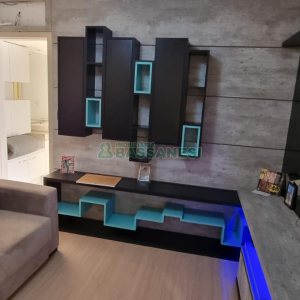 Casa com 292m², 7 dormitórios, 5 vagas, no bairro Jardim América em Caxias do Sul para Comprar