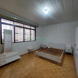 Casa com 125m², 3 dormitórios, 2 vagas, no bairro Presidente Vargas em Caxias do Sul para Comprar