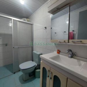 Casa com 125m², 3 dormitórios, 2 vagas, no bairro Presidente Vargas em Caxias do Sul para Comprar