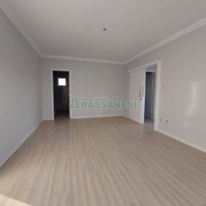 Sobrado com 130m², 3 dormitórios, 2 vagas, no bairro São Luiz em Caxias do Sul para Comprar