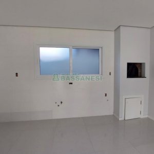 Sobrado com 130m², 3 dormitórios, 2 vagas, no bairro São Luiz em Caxias do Sul para Comprar