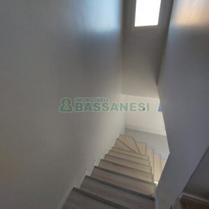 Sobrado com 130m², 3 dormitórios, 2 vagas, no bairro São Luiz em Caxias do Sul para Comprar