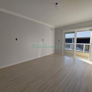 Sobrado com 130m², 3 dormitórios, 2 vagas, no bairro São Luiz em Caxias do Sul para Comprar