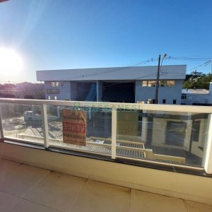 Sobrado com 130m², 3 dormitórios, 2 vagas, no bairro São Luiz em Caxias do Sul para Comprar