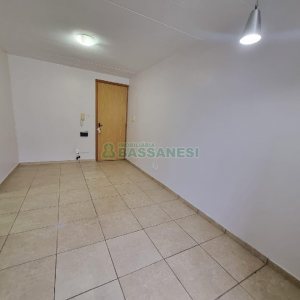 Apartamento com 44m², 2 dormitórios, 1 vaga, no bairro São Luiz em Caxias do Sul para Alugar
