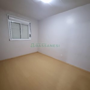 Apartamento com 44m², 2 dormitórios, 1 vaga, no bairro São Luiz em Caxias do Sul para Alugar