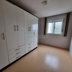 Apartamento com 44m², 2 dormitórios, 1 vaga, no bairro São Luiz em Caxias do Sul para Alugar