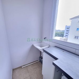Apartamento com 44m², 2 dormitórios, 1 vaga, no bairro São Luiz em Caxias do Sul para Alugar