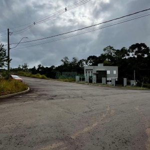 Terreno com 300m², no bairro São Giácomo em Caxias do Sul para Comprar