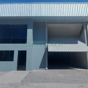 Pavilhão com 330m², no bairro Jardim das Hortências em Caxias do Sul para Alugar