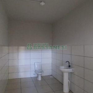 Pavilhão com 330m², no bairro Jardim das Hortências em Caxias do Sul para Alugar