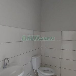 Pavilhão com 330m², no bairro Jardim das Hortências em Caxias do Sul para Alugar