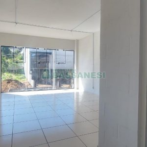 Pavilhão com 330m², no bairro Jardim das Hortências em Caxias do Sul para Alugar