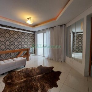 Apto Mobiliado com 200m², 4 dormitórios, 4 vagas, no bairro São Pelegrino em Caxias do Sul para Comprar