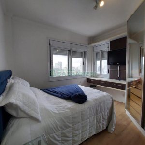 Apto Mobiliado com 200m², 4 dormitórios, 4 vagas, no bairro São Pelegrino em Caxias do Sul para Comprar