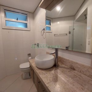 Apto Mobiliado com 200m², 4 dormitórios, 4 vagas, no bairro São Pelegrino em Caxias do Sul para Comprar