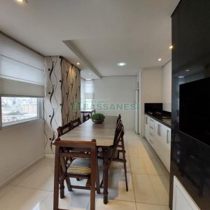 Apto Mobiliado com 200m², 4 dormitórios, 4 vagas, no bairro São Pelegrino em Caxias do Sul para Comprar