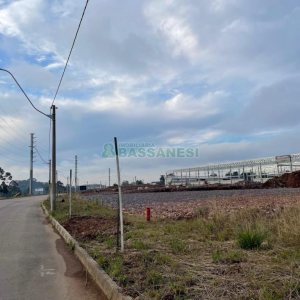 Pavilhão com 2975m², no bairro Distrito Industrial em Caxias do Sul para Alugar