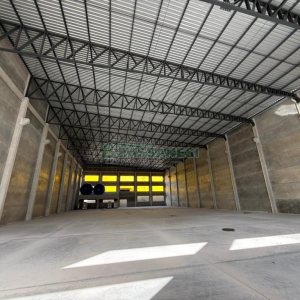Pavilhão com 1434m², no bairro Distrito Industrial em Caxias do Sul para Alugar