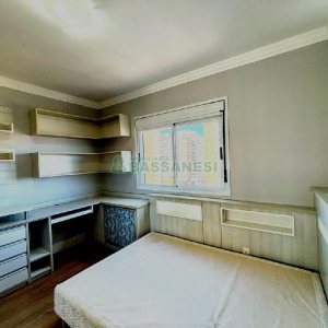 Apartamento com 107m², 3 dormitórios, 2 vagas, no bairro Universitário em Caxias do Sul para Alugar