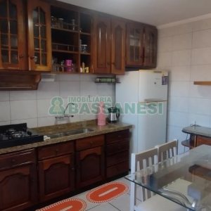 Apartamento com 83m², 3 dormitórios, 1 vaga, no bairro Fatima em Caxias do Sul para Comprar