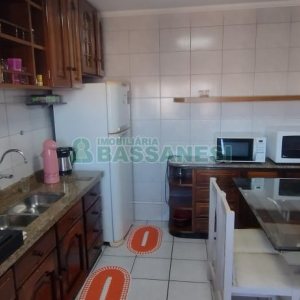 Apartamento com 83m², 3 dormitórios, 1 vaga, no bairro Fatima em Caxias do Sul para Comprar