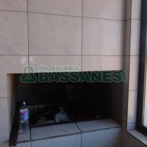 Apartamento com 83m², 3 dormitórios, 1 vaga, no bairro Fatima em Caxias do Sul para Comprar