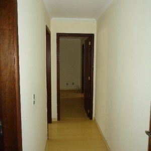 Apartamento com 111m², 2 dormitórios, 1 vaga, no bairro Centro em Caxias do Sul para Alugar