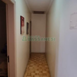 Casa com 200m², 3 dormitórios, 2 vagas, no bairro Vila Verde em Caxias do Sul para Comprar
