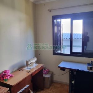 Casa com 200m², 3 dormitórios, 2 vagas, no bairro Vila Verde em Caxias do Sul para Comprar