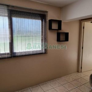 Casa com 200m², 3 dormitórios, 2 vagas, no bairro Vila Verde em Caxias do Sul para Comprar