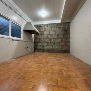 Casa com 120m², 10 vagas, no bairro Santa Lúcia em Caxias do Sul para Alugar