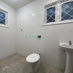 Casa com 120m², 10 vagas, no bairro Santa Lúcia em Caxias do Sul para Alugar